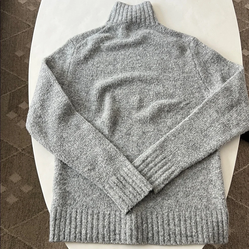 Vintage VTG J.Crew Men's Wool Blend Knit Turtleneck Classic Sweater Grey Gray M